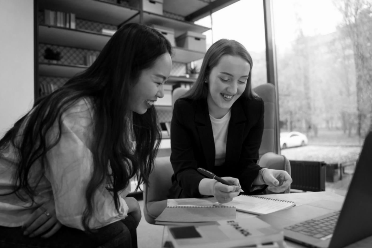 Collaborative learning environment with peers